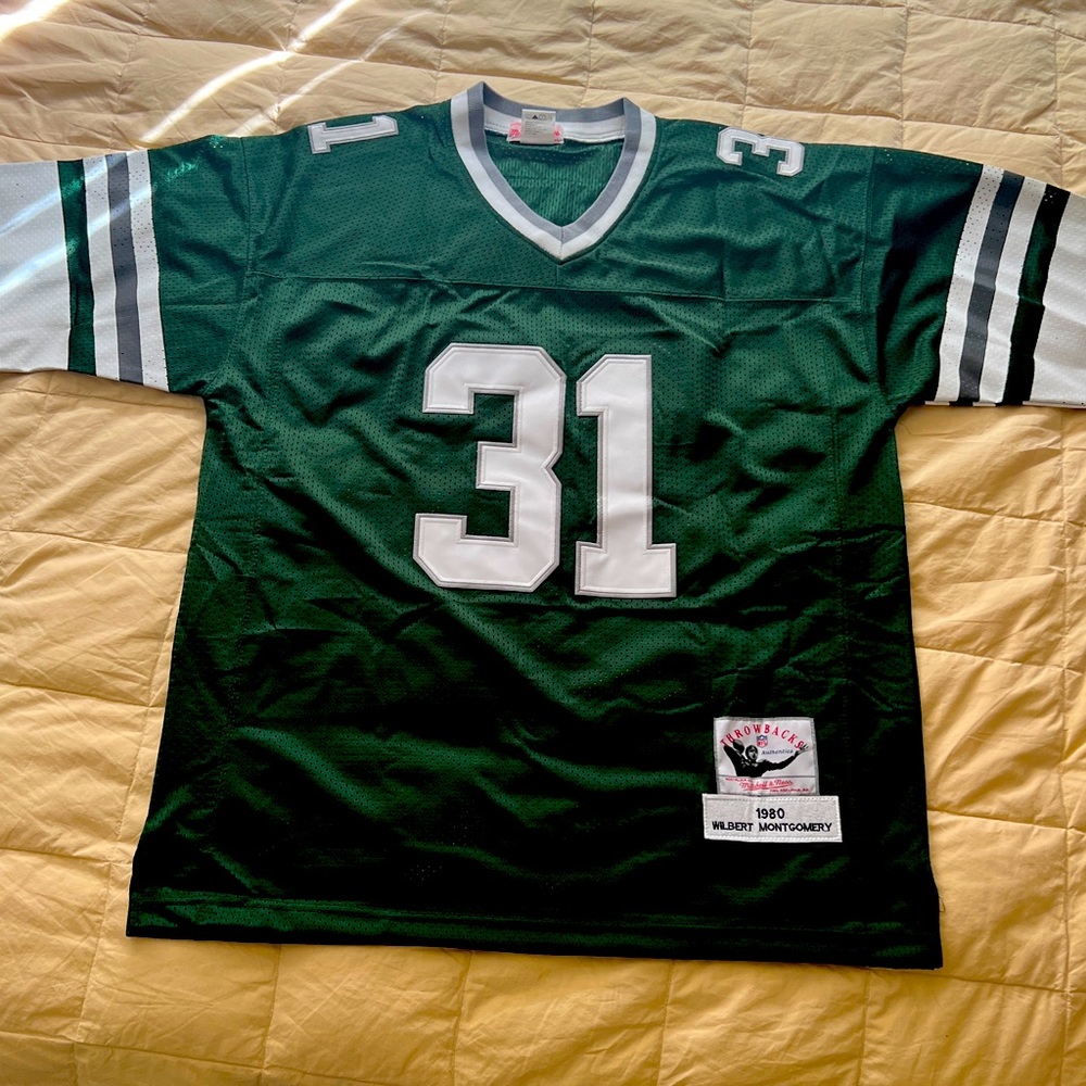 Mitchell & Ness 1980 Wilbert Montgomery Philadelphia Eagles replica jersey